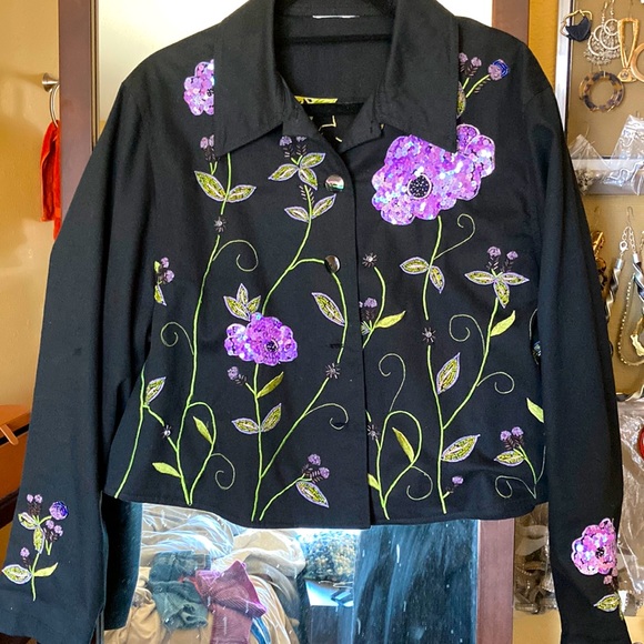 Floral waist-length coat with sparkles and fun for days - Picture 2 of 9